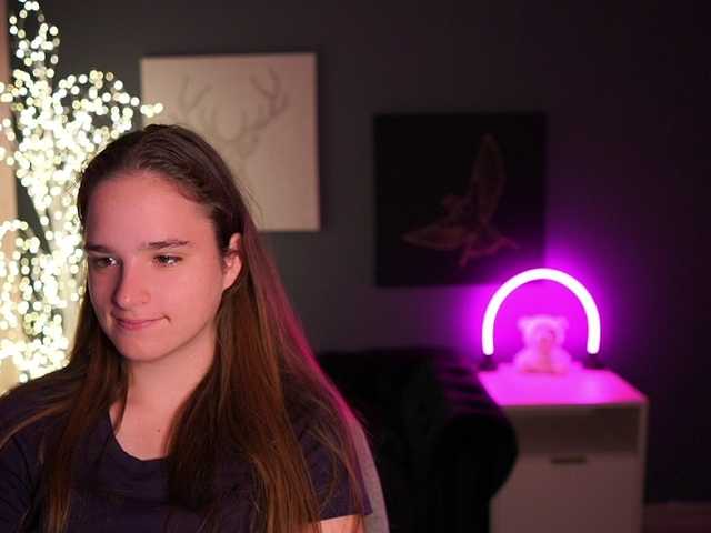 SuzySKy live cam on BongaCams