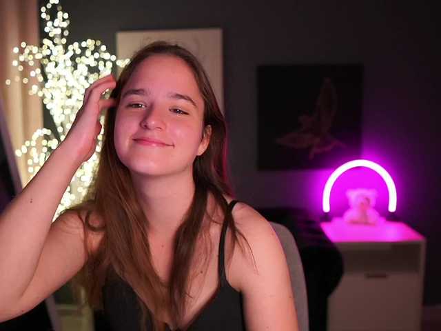 SuzySKy live cam on BongaCams