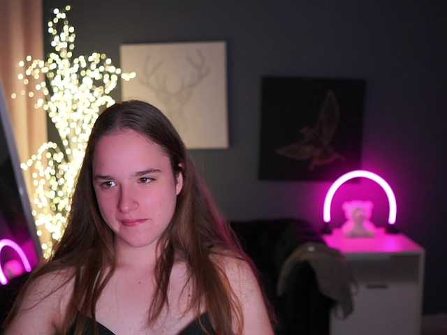 SuzySKy live cam on BongaCams