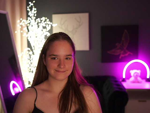 SuzySKy live cam on BongaCams