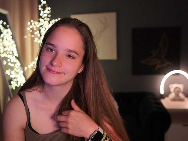 SuzySKy webcam