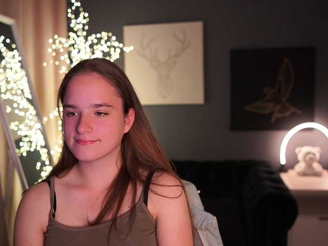 SuzySKy live cam on BongaCams