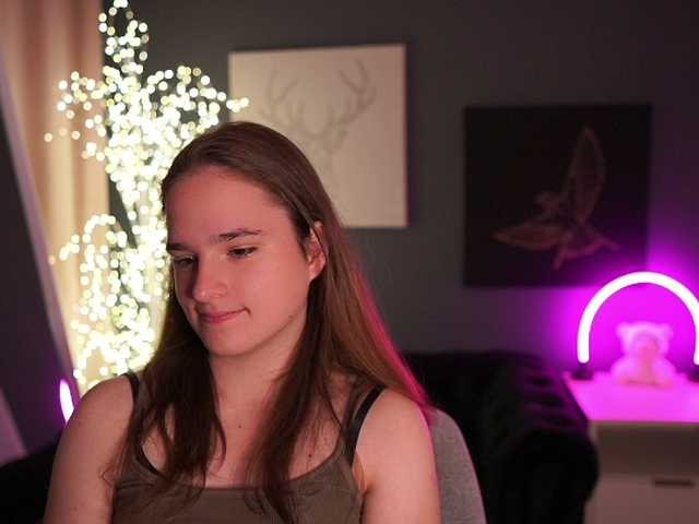 SuzySKy live cam on BongaCams