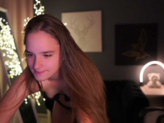 SuzySKy live cam on BongaCams