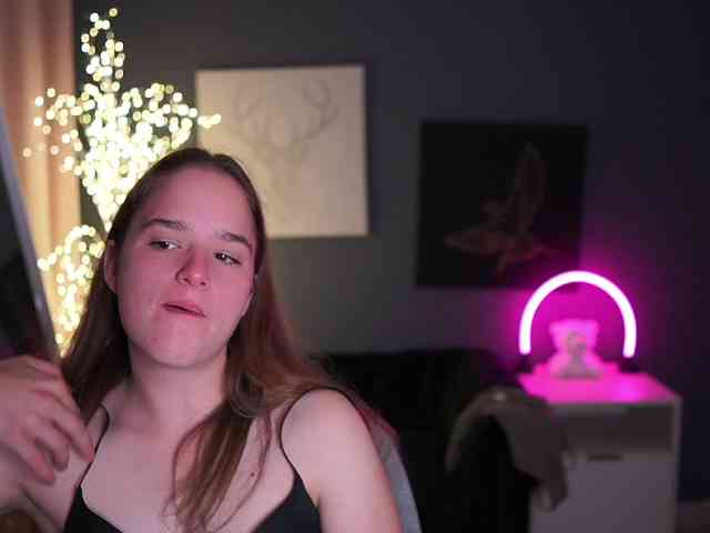 SuzySKy webcam
