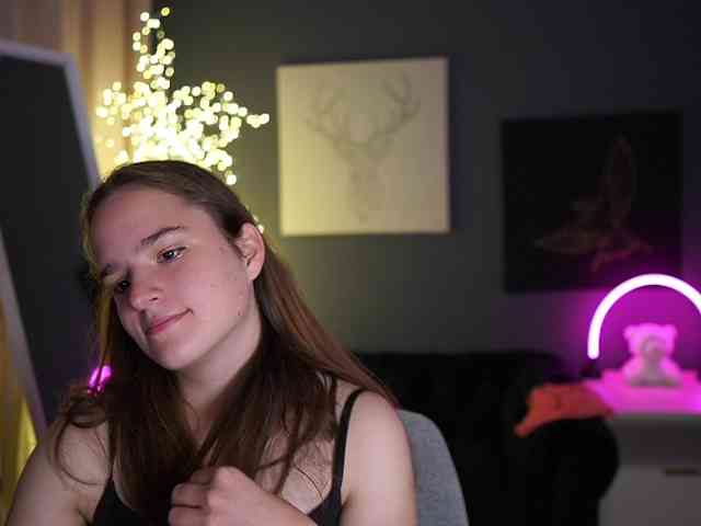 SuzySKy webcam