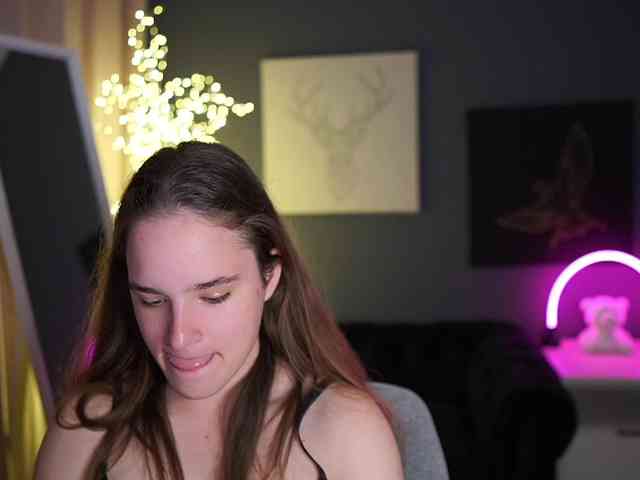 SuzySKy webcam
