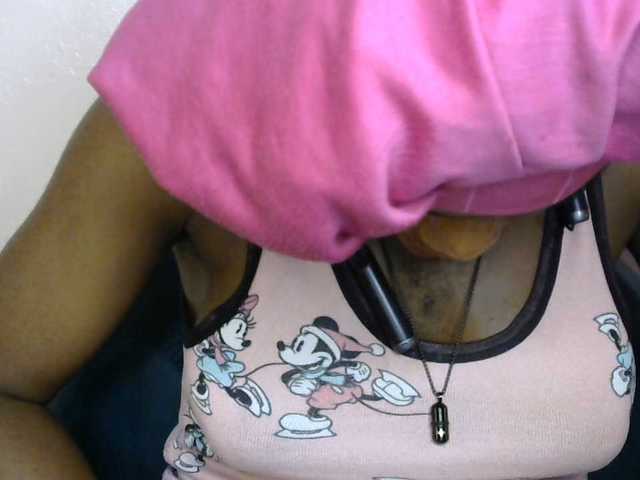 SinfulBitch01 live cam on BongaCams