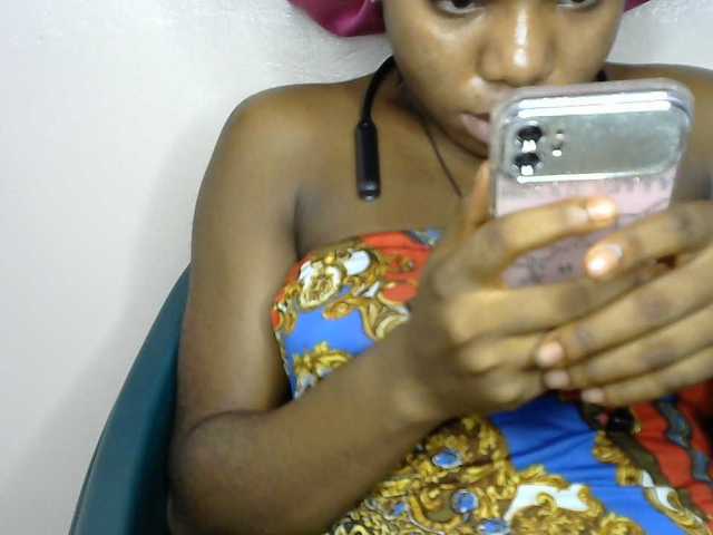 SinfulBitch01 live cam on BongaCams