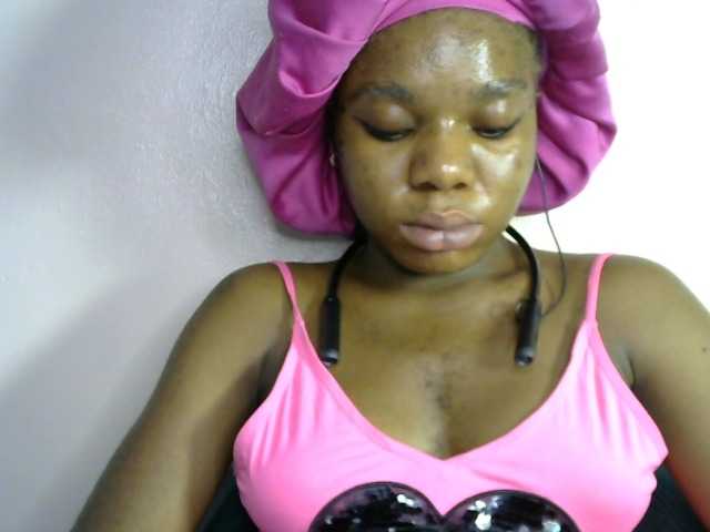 SinfulBitch01 live cam on BongaCams