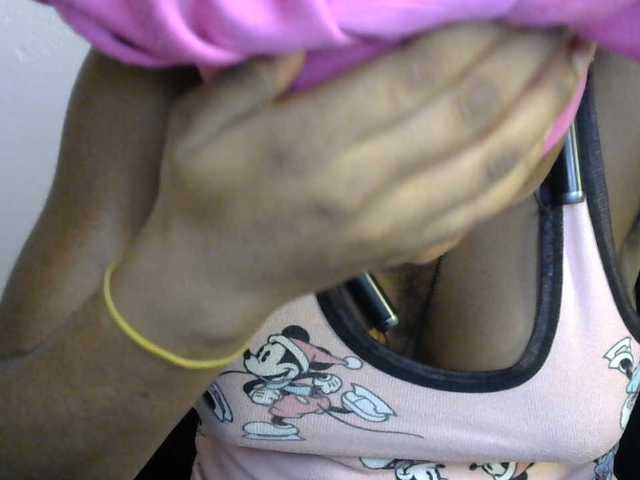 SinfulBitch01 live cam on BongaCams