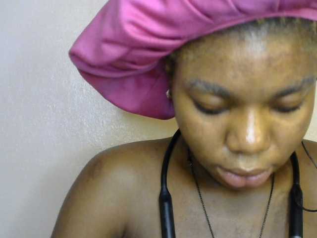 SinfulBitch01 live cam on BongaCams