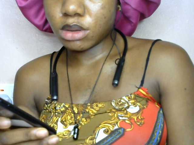SinfulBitch01 live cam on BongaCams