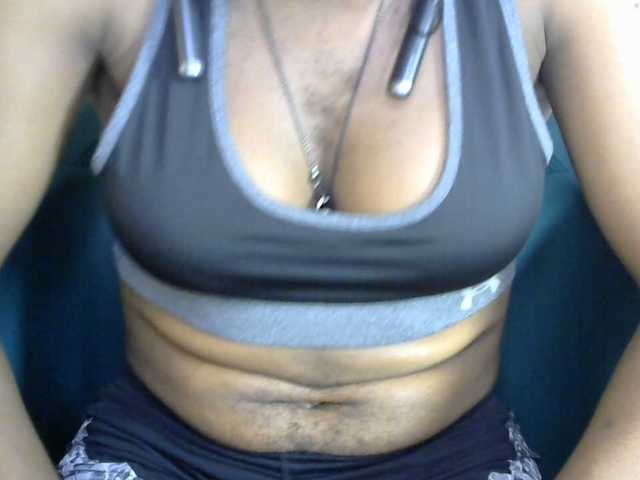 SinfulBitch01 live cam on BongaCams