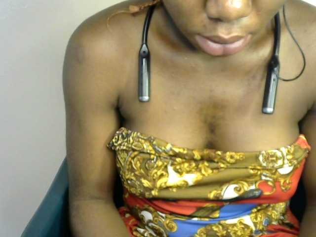 SinfulBitch01 live cam on BongaCams