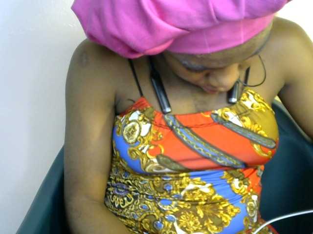 SinfulBitch01 live cam on BongaCams