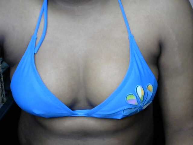 SinfulBitch01 live cam on BongaCams
