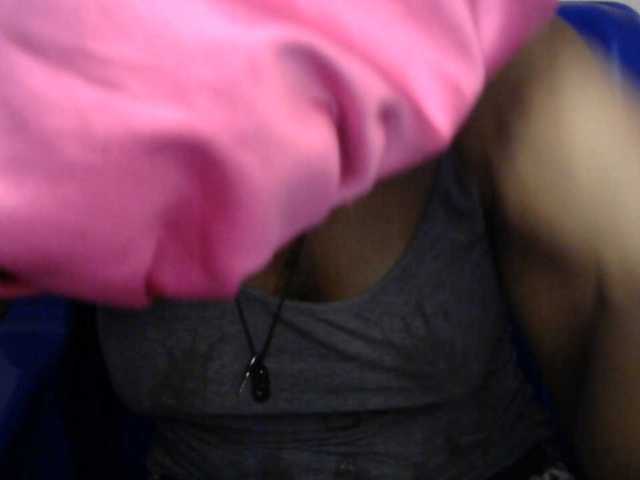 SinfulBitch01 live cam on BongaCams