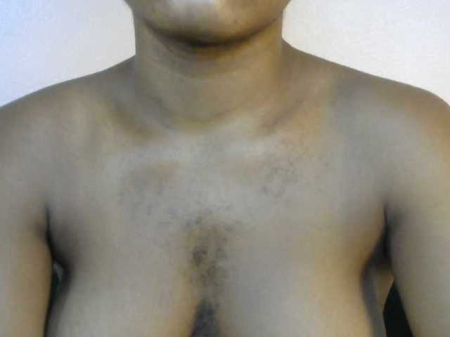 SinfulBitch01 live cam on BongaCams