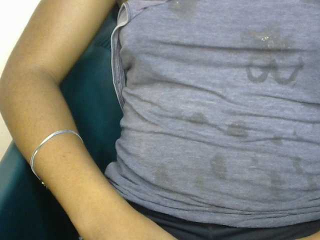 SinfulBitch01 live cam on BongaCams