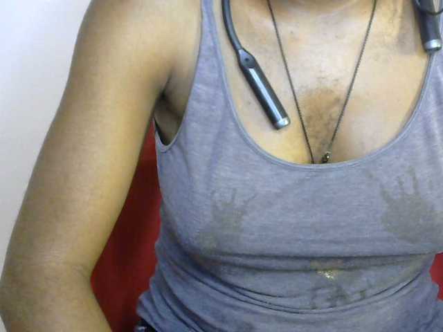 SinfulBitch01 live cam on BongaCams