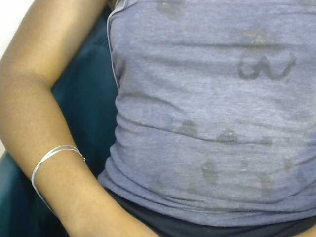 SinfulBitch01 live cam on BongaCams