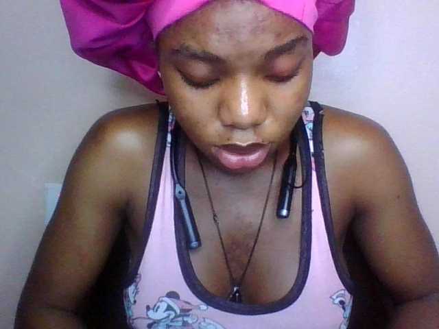 SinfulBitch01 live cam on BongaCams
