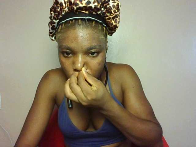 SinfulBitch01 live cam on BongaCams