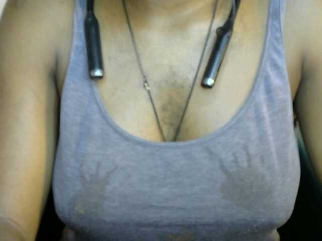 SinfulBitch01 live cam on BongaCams