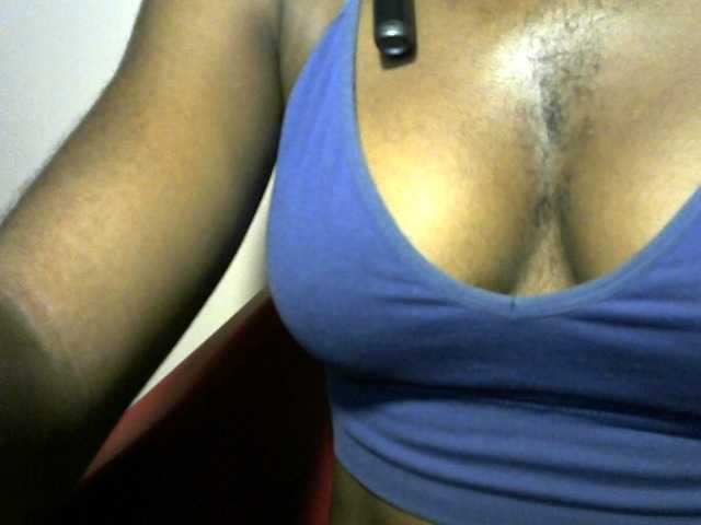 SinfulBitch01 live cam on BongaCams