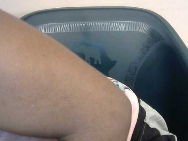 SinfulBitch01 live cam on BongaCams