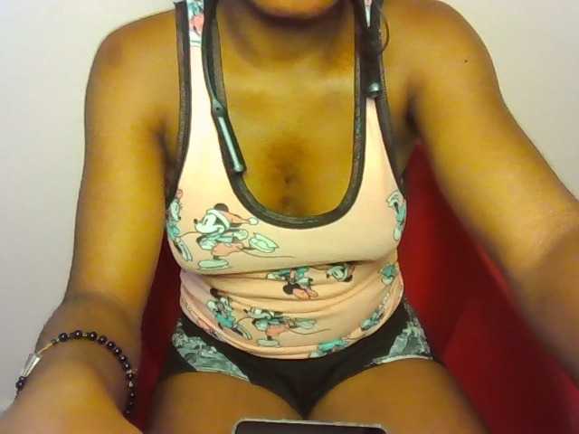SinfulBitch01 live cam on BongaCams
