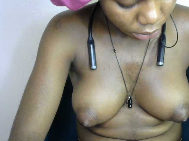 SinfulBitch01 live cam on BongaCams