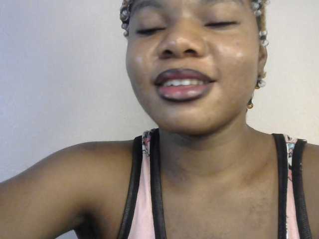 SinfulBitch01 live cam on BongaCams