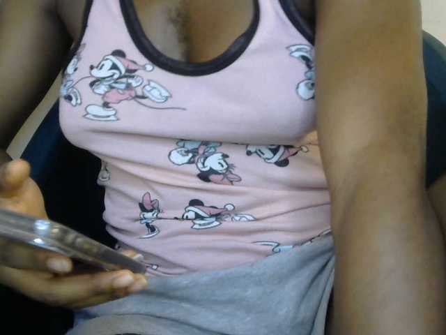 SinfulBitch01 live cam on BongaCams