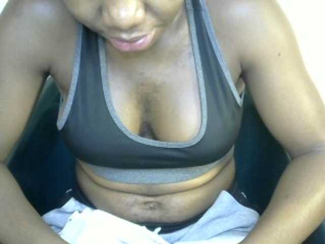 SinfulBitch01 live cam on BongaCams