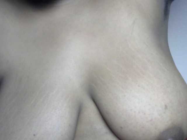 SinfulBitch01 live cam on BongaCams