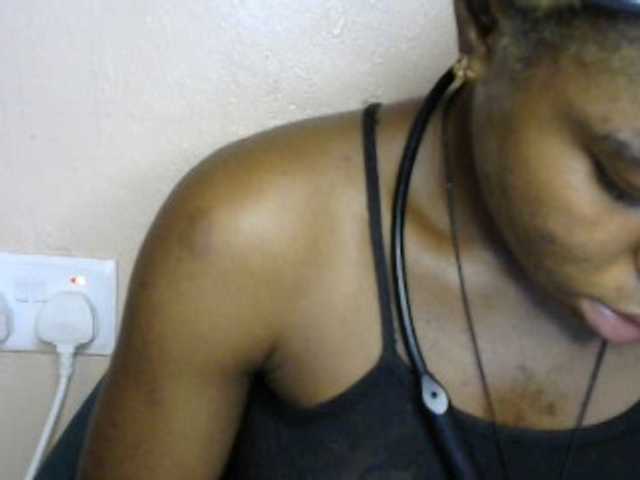 SinfulBitch01 live cam on BongaCams
