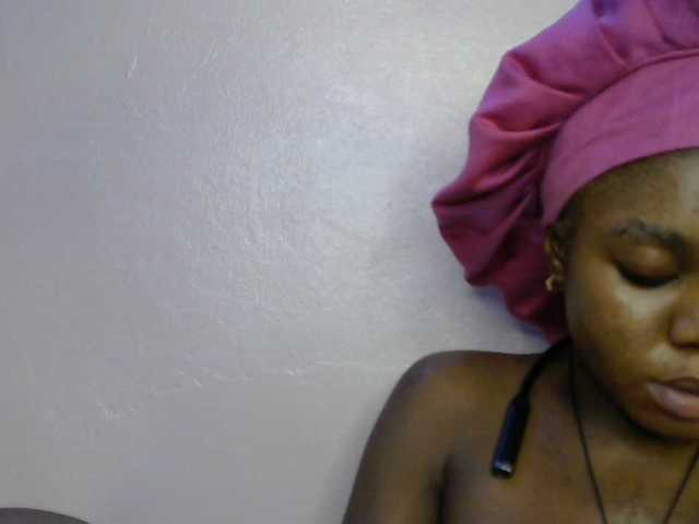 SinfulBitch01 live cam on BongaCams