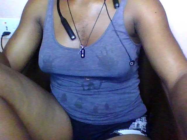 SinfulBitch01 live cam on BongaCams