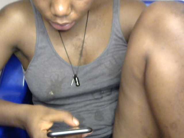 SinfulBitch01 live cam on BongaCams
