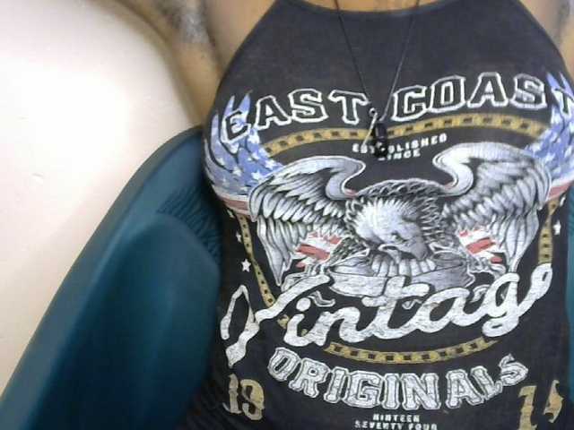 SinfulBitch01 live cam on BongaCams