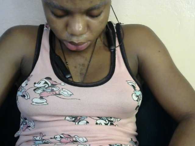 SinfulBitch01 live cam on BongaCams