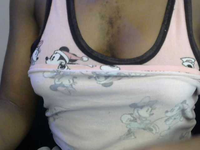 SinfulBitch01 live cam on BongaCams