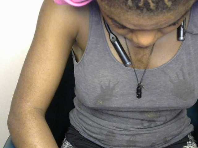 SinfulBitch01 live cam on BongaCams