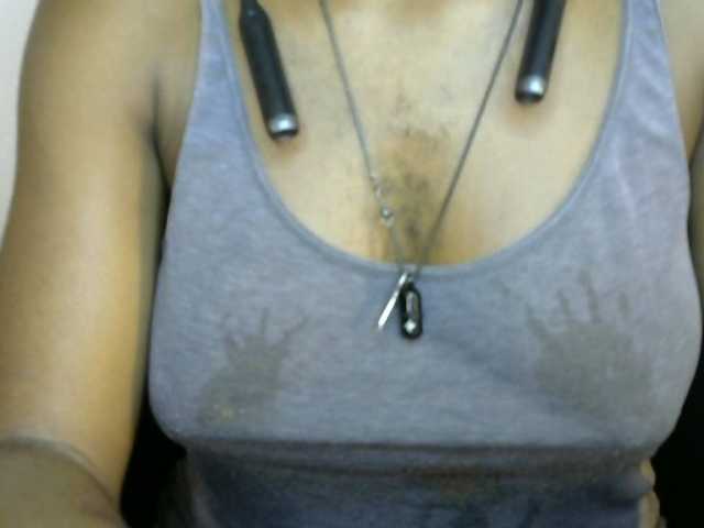 SinfulBitch01 live cam on BongaCams