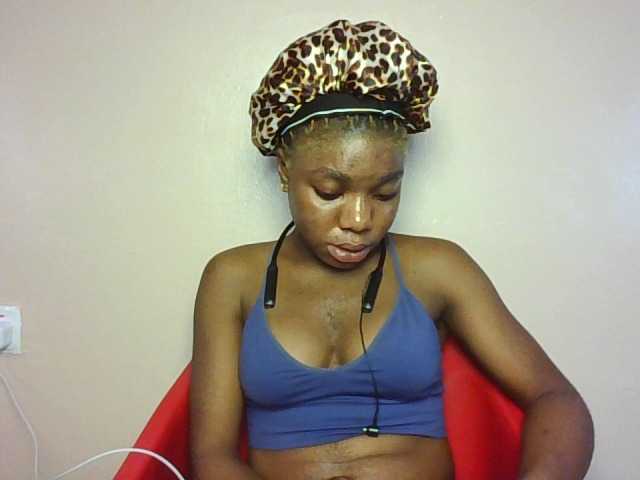 SinfulBitch01 live cam on BongaCams