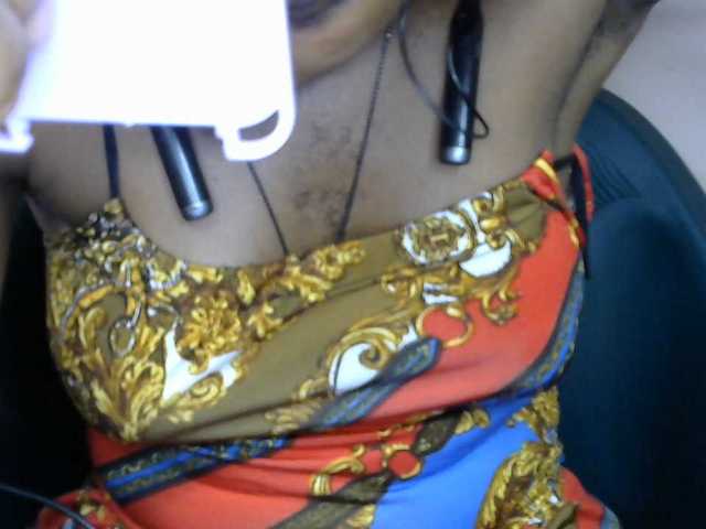 SinfulBitch01 live cam on BongaCams