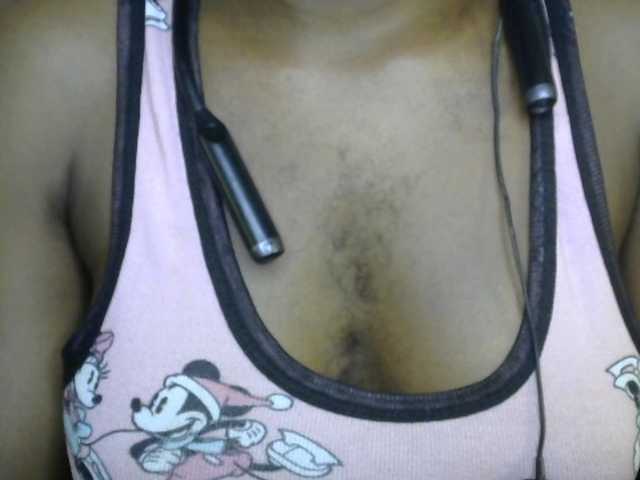 SinfulBitch01 live cam on BongaCams