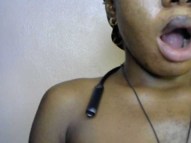 SinfulBitch01 live cam on BongaCams